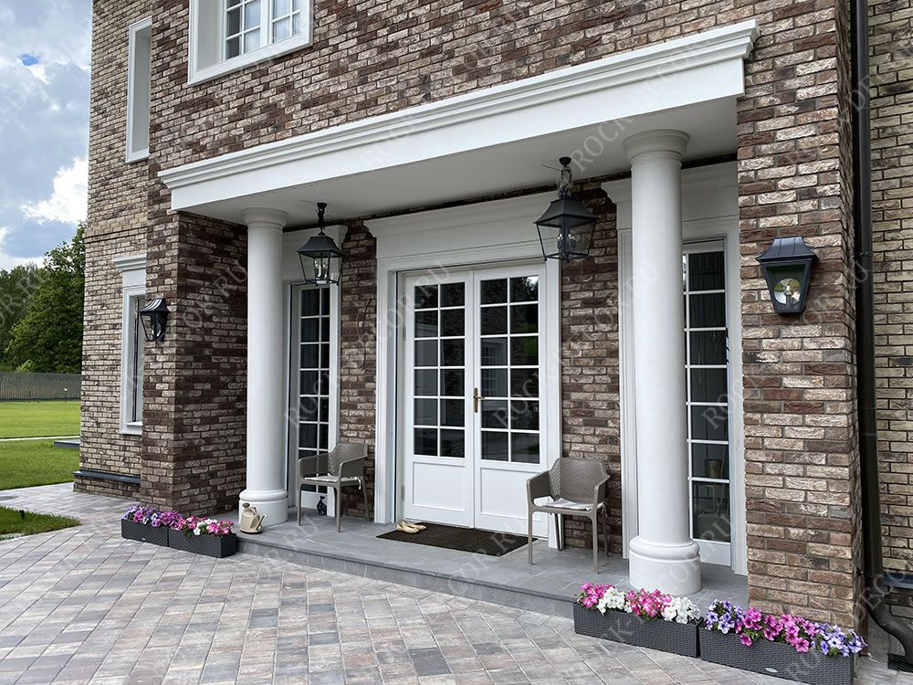 Фасад дома в Векшино