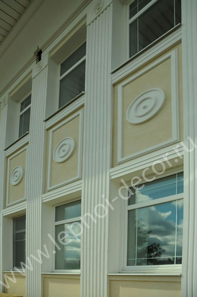 Отделка фасада дома - КП Бенилюкс