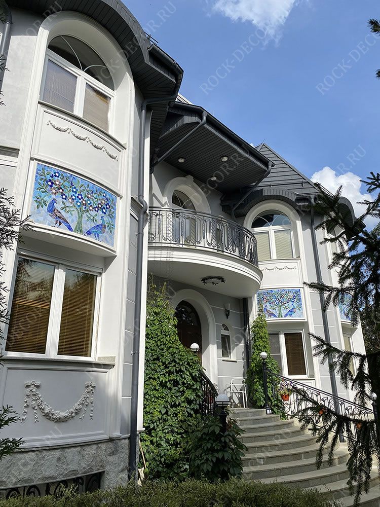 Фасад дома в Солнечногорске