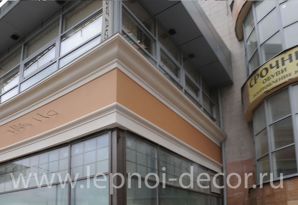 Отделка фасада магазина Келли